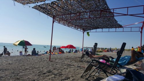 Отдыхающие на пляжу Алаколя 2795